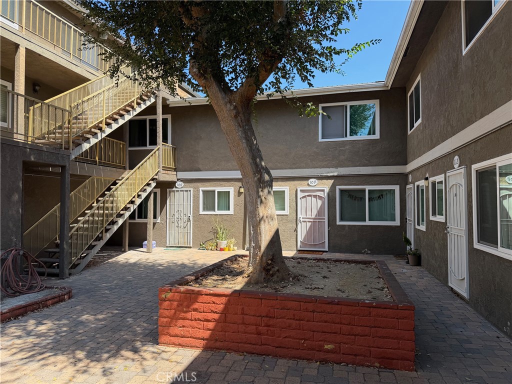 725 Coronado 206 Property Photo 8