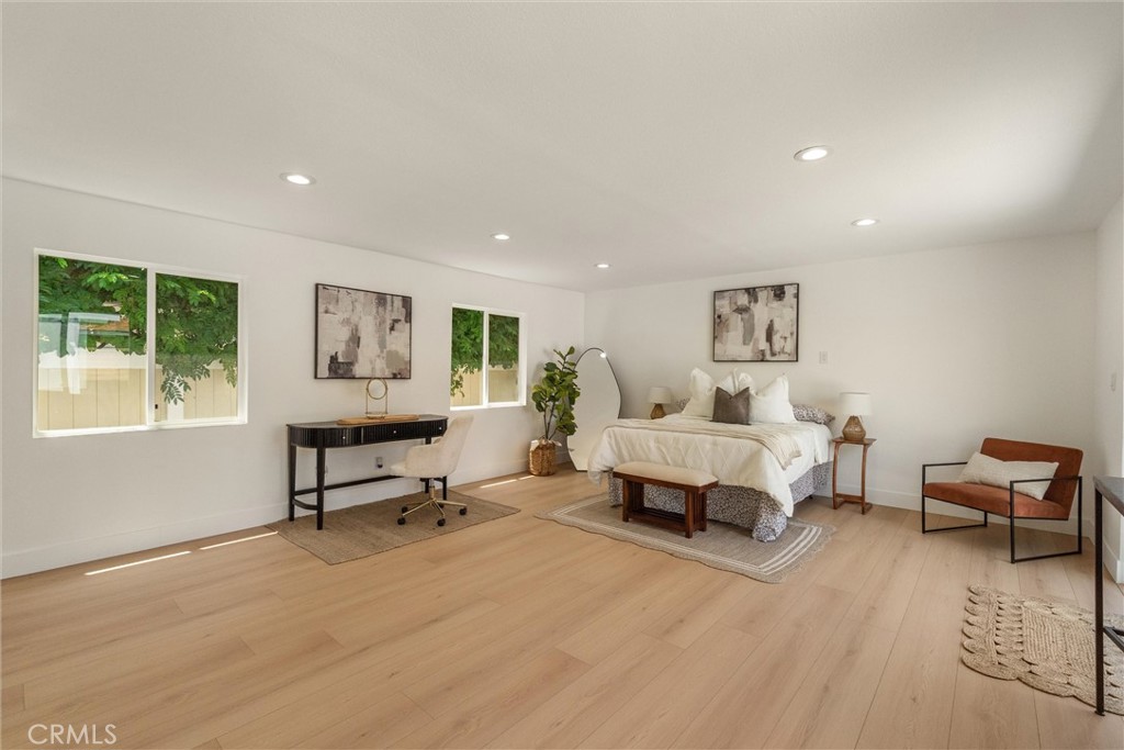 3683 San Anseline Property Photo 10