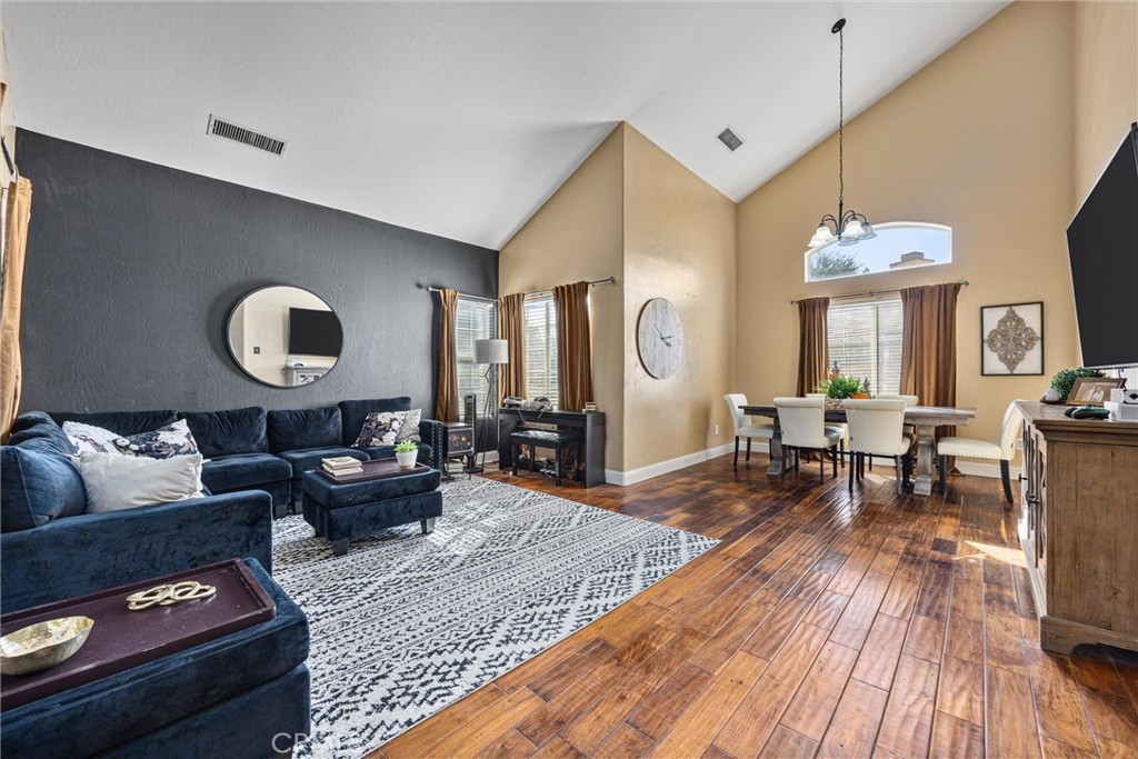 9711 Touchstone Property Photo 5
