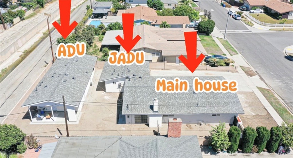 8741 Jennrich Ave Property Photo