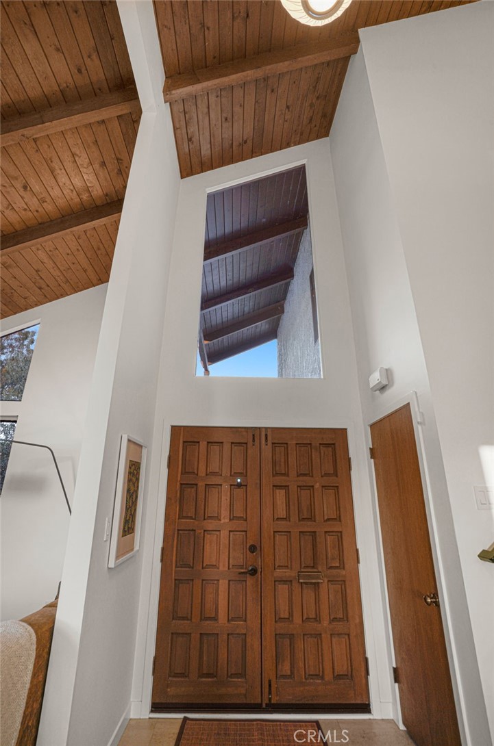 3733 Pine Property Photo 4