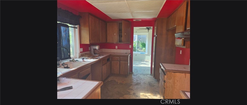 7650 Concord Property Photo 3