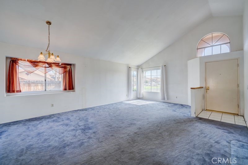15117 Prentice Property Photo 5