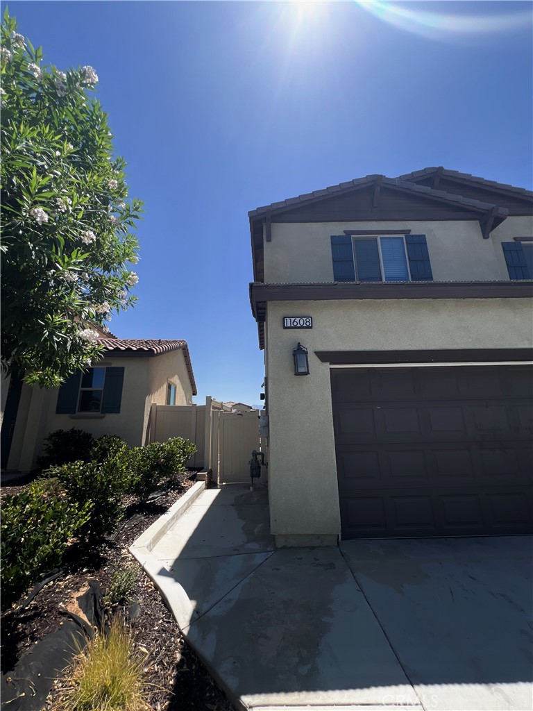 11608 Vinca Court Property Photo 6