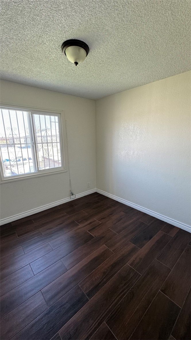 1041 W Reeve Street Property Photo 12