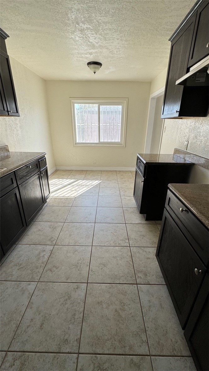 1041 W Reeve Street Property Photo 16