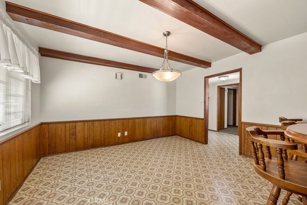 2226 250th Property Photo 8
