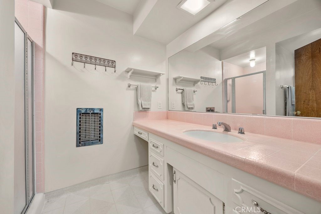 2226 250th Property Photo 14
