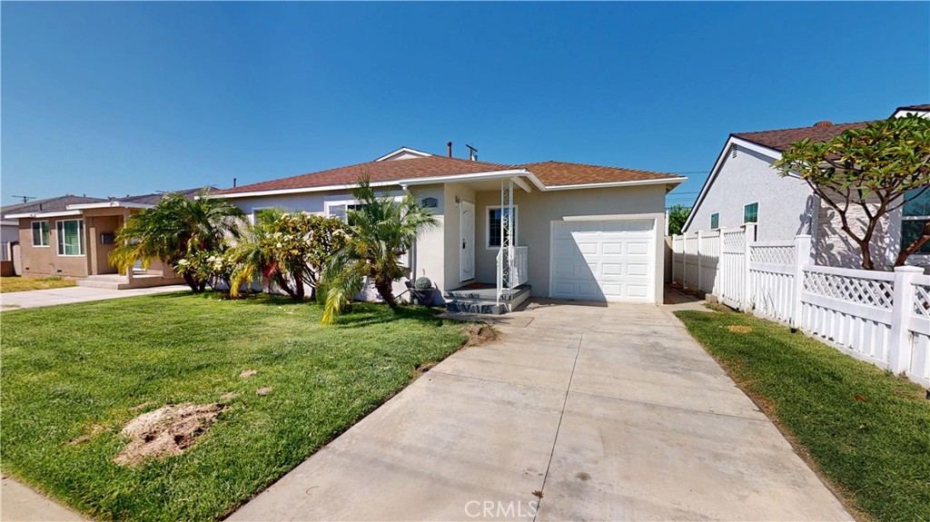 9955 Maplewood Property Photo 1