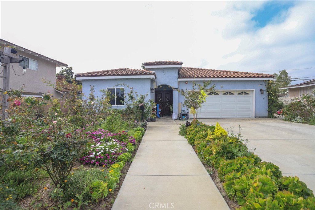11239 Bowles Avenue Property Photo