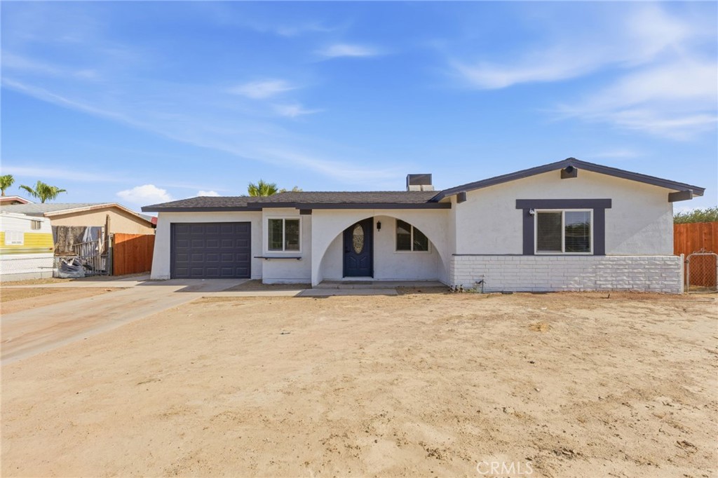 82240 Orange Grove Property Photo 2