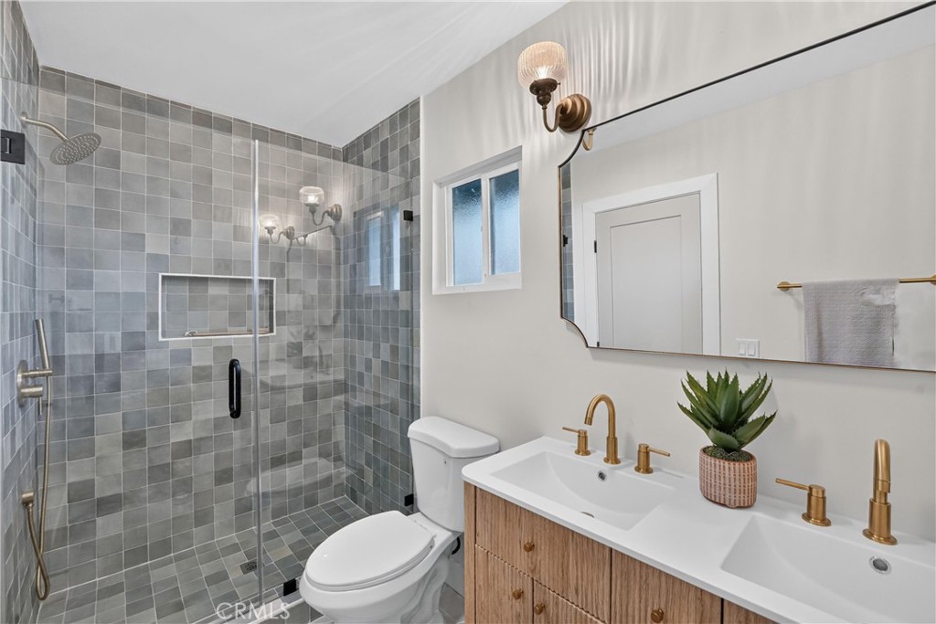 50 Doone Property Photo 21