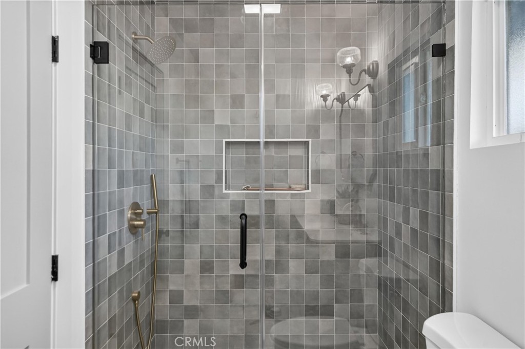 50 Doone Property Photo 22