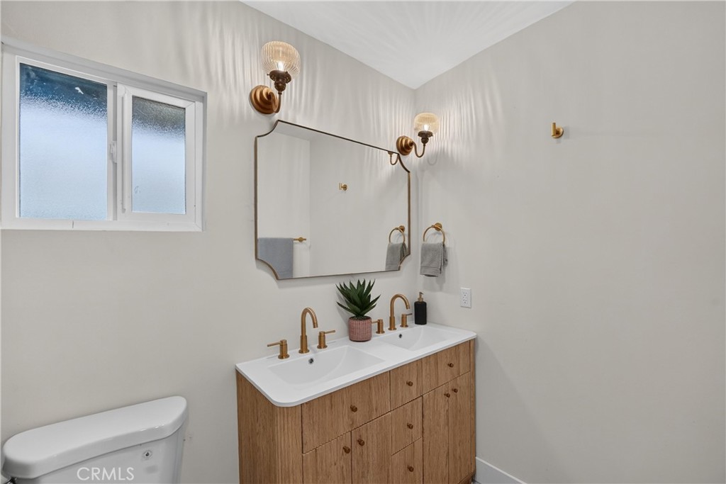 50 Doone Property Photo 24