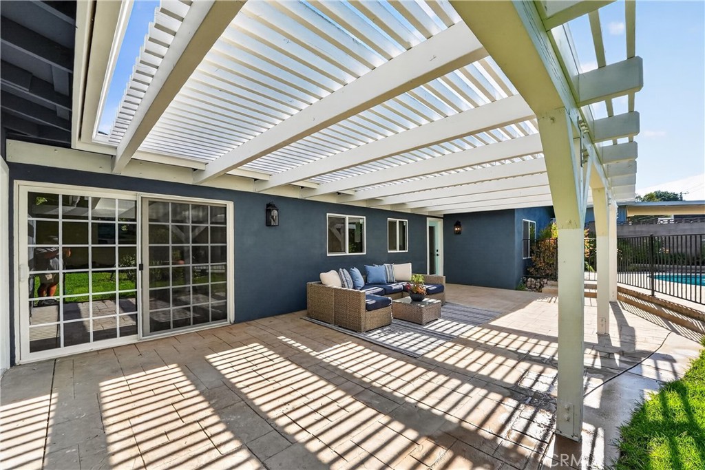 50 Doone Property Photo 44