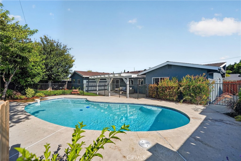 50 Doone Property Photo 45