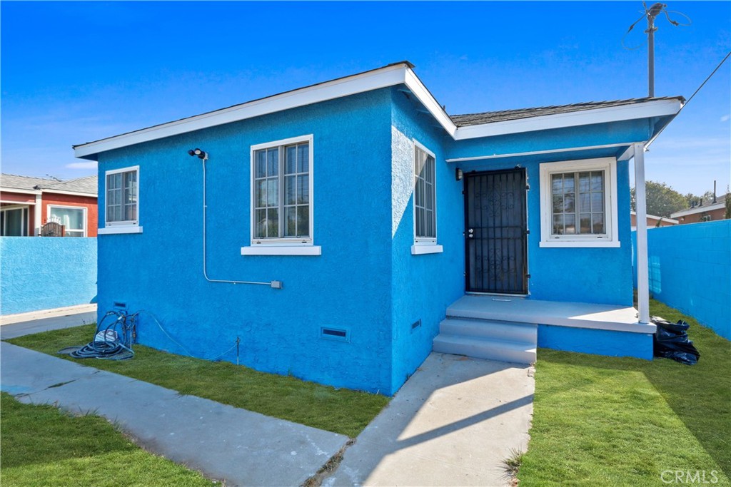 11006 S Truro Property Photo 1