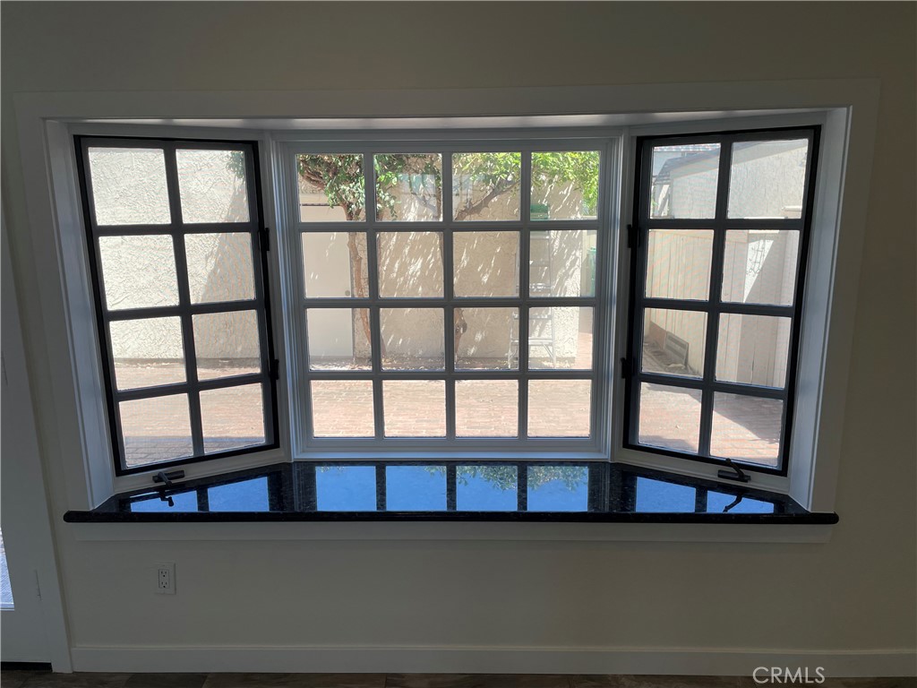 5615 Westminster Blvd Property Photo 15