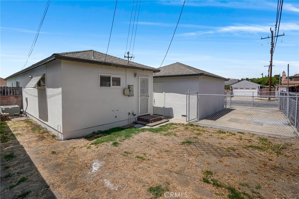 13214 Newmire Avenue Property Photo 46
