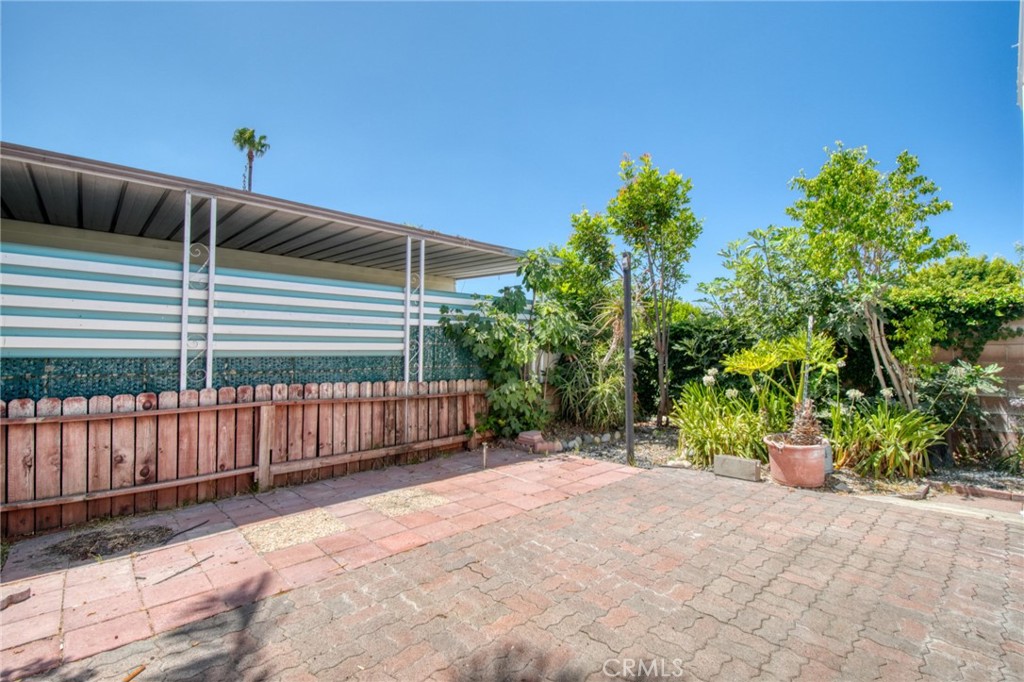 24921 Muirlands Boulevard 326 Property Photo 4