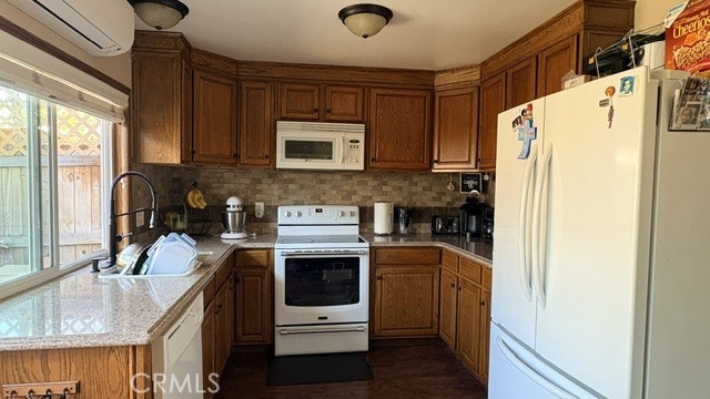321 Carriage Dr. #d Property Photo 5