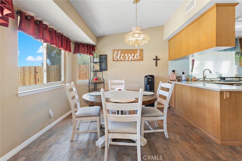 15158 Willow Property Photo 15