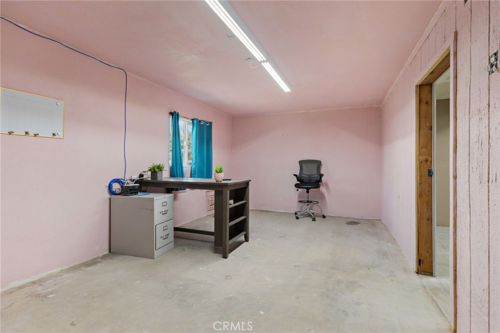 15158 Willow Property Photo 17