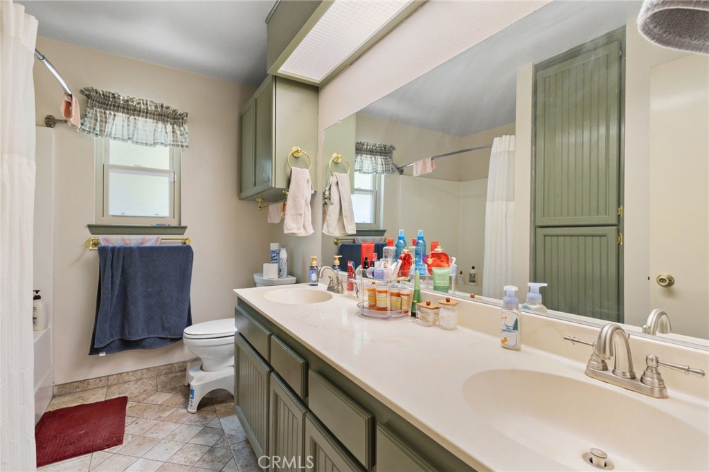 15158 Willow Property Photo 25