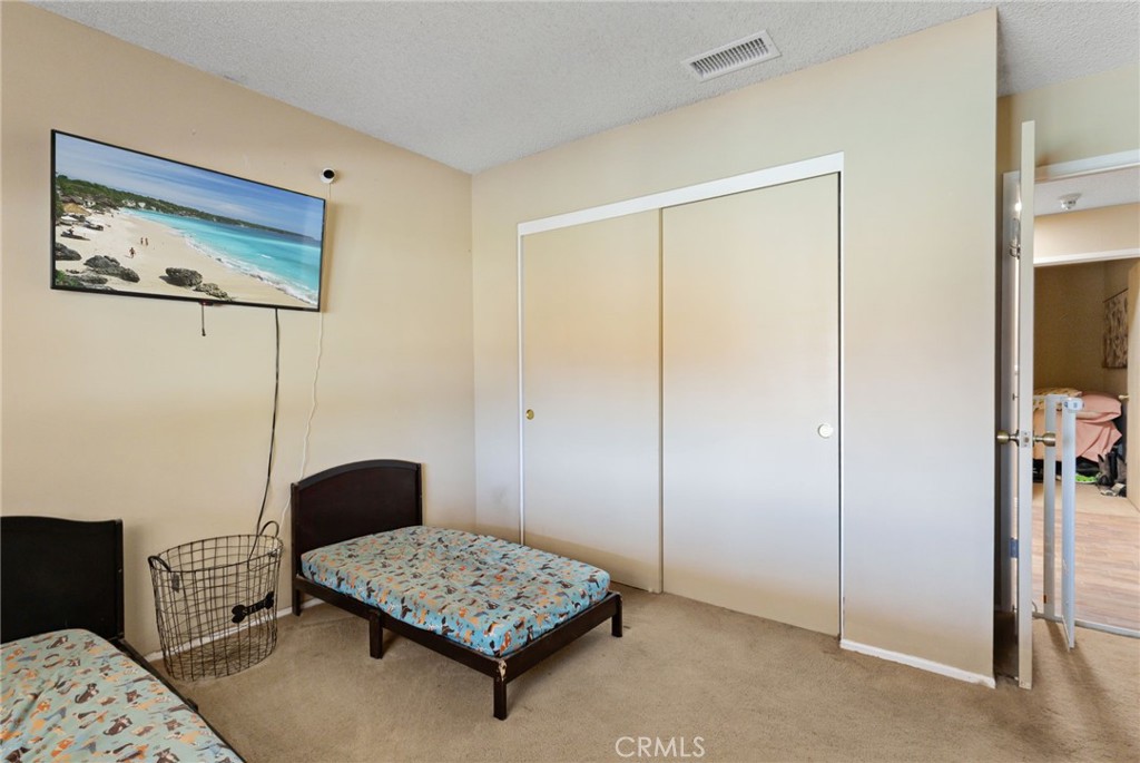 15158 Willow Property Photo 28