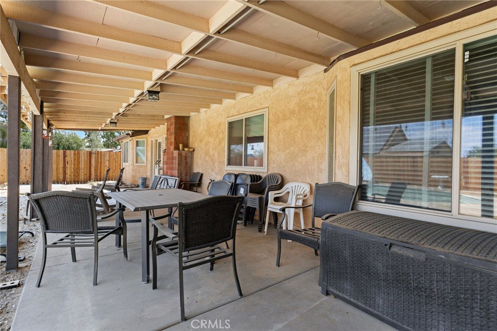 15158 Willow Property Photo 32