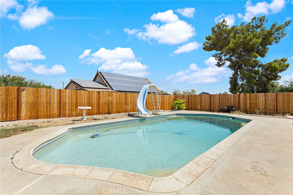 15158 Willow Property Photo 36