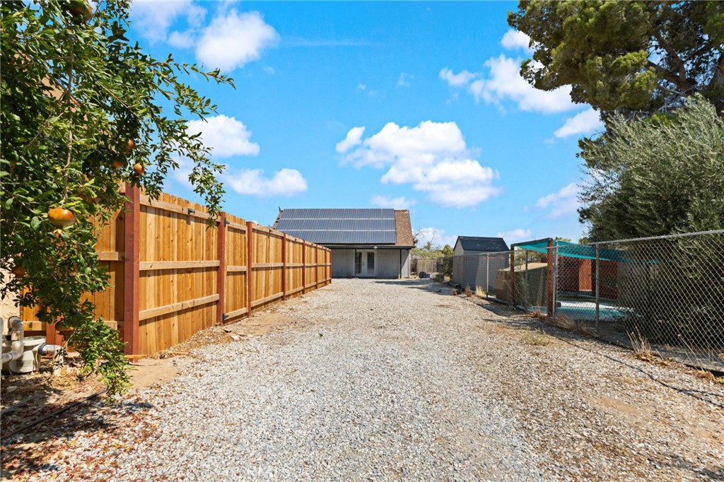 15158 Willow Property Photo 41
