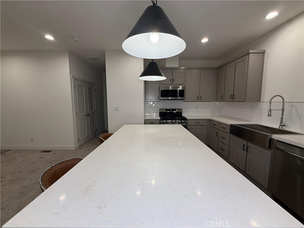 12024 Rendova Property Photo 8