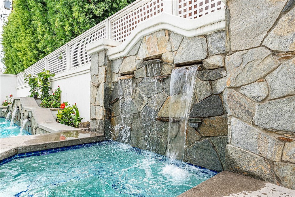 432 Panama Property Photo 4