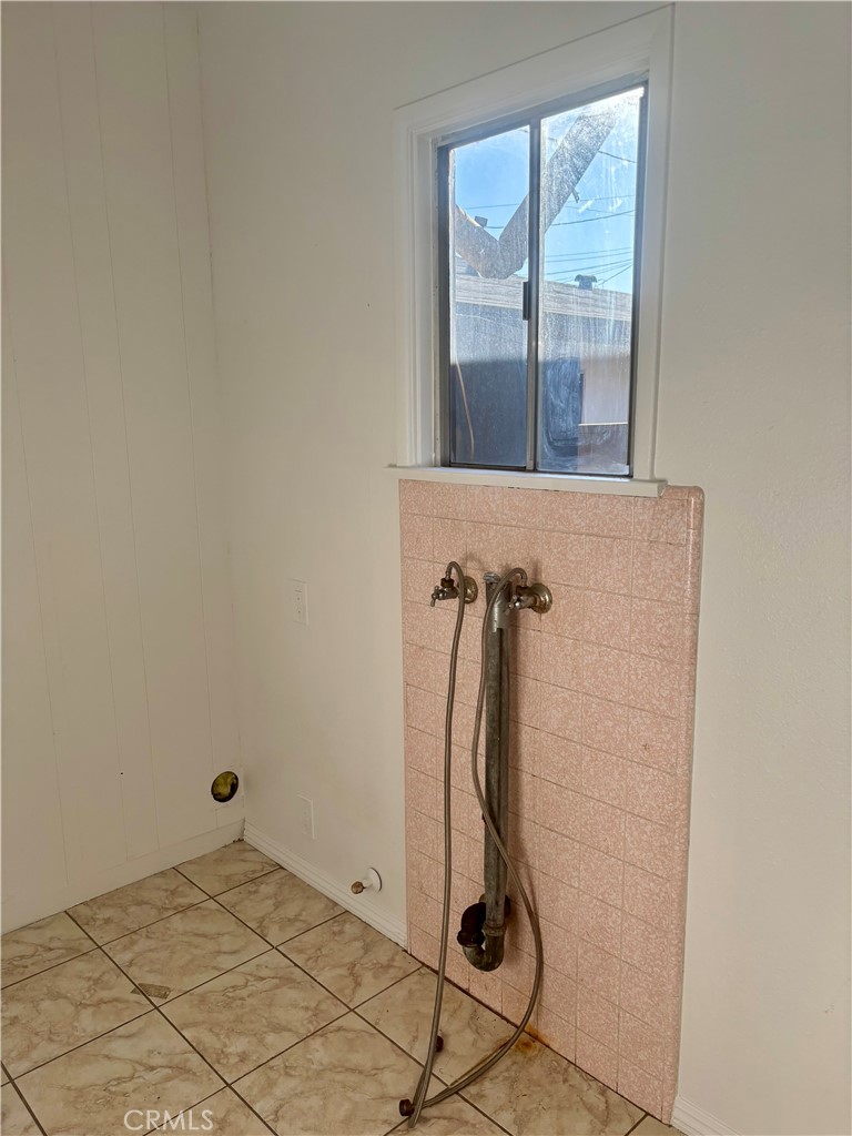 522 Simmons Property Photo 8