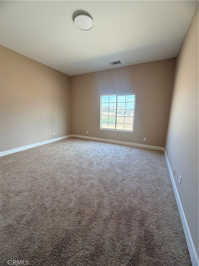 48923 Taos Property Photo 11