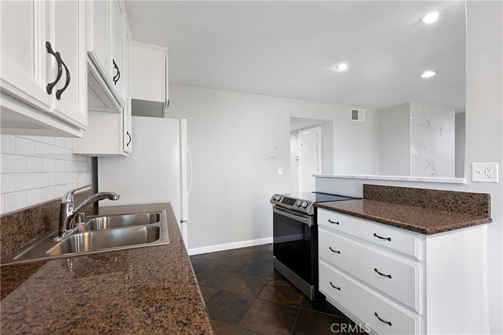 17572 Vandenberg Lane 01 Property Photo 29