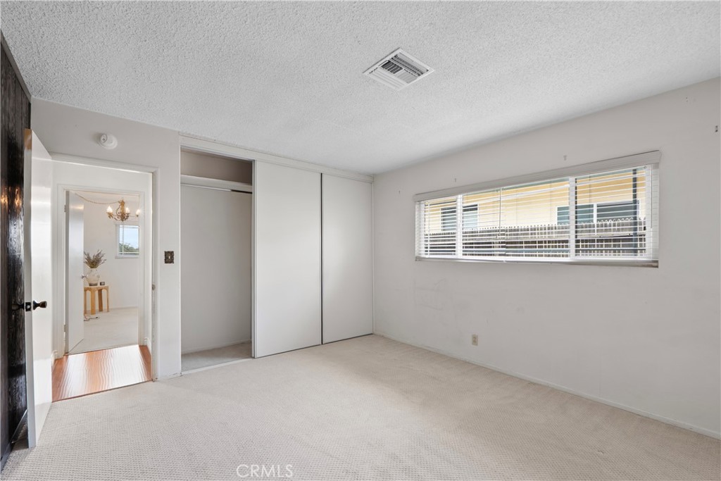 1612 W Brookdale Place Property Photo 20