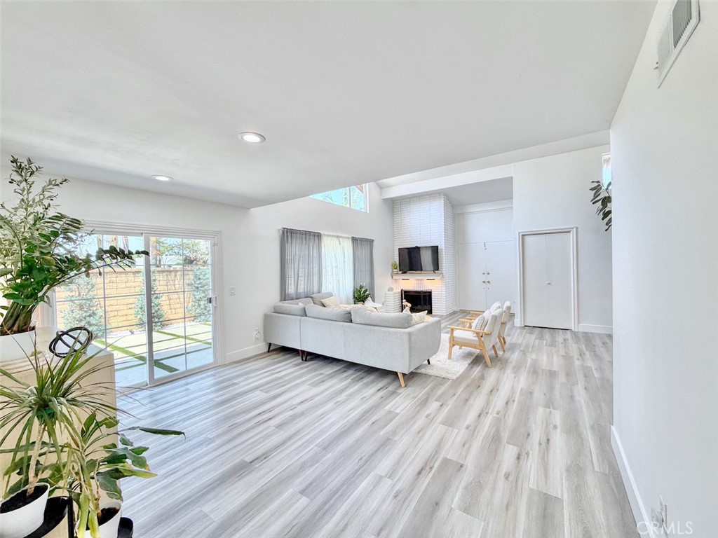 2134 N Pami Circle Property Photo 6