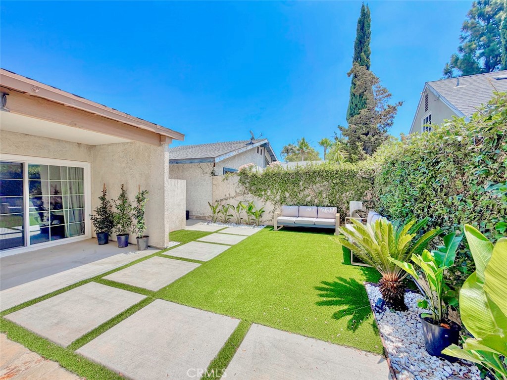 2134 N Pami Circle Property Photo 36