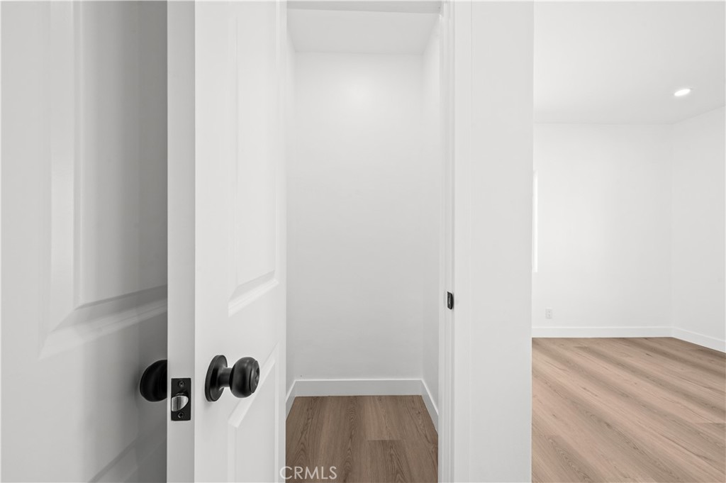 15307 Jersey Ave Property Photo 19