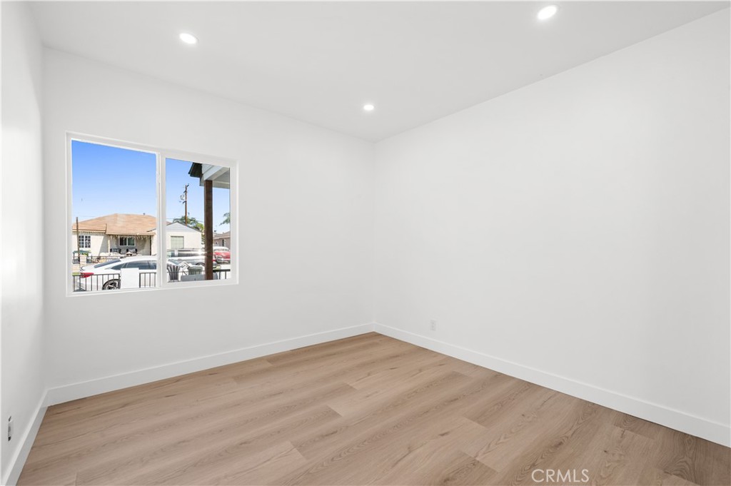 15307 Jersey Ave Property Photo 21