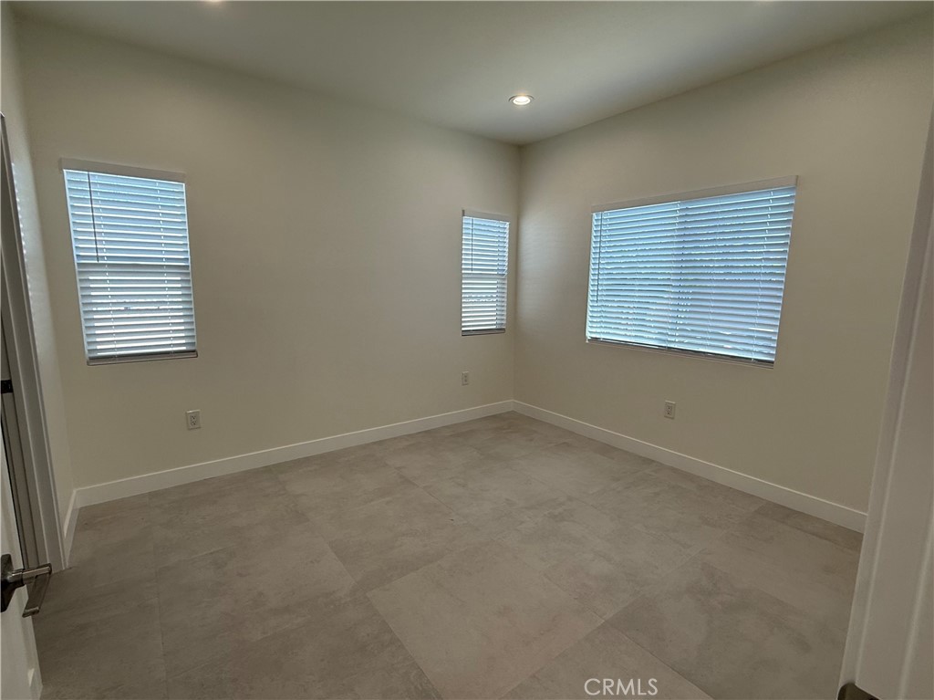 2843 E Alden Pl B Property Photo 3