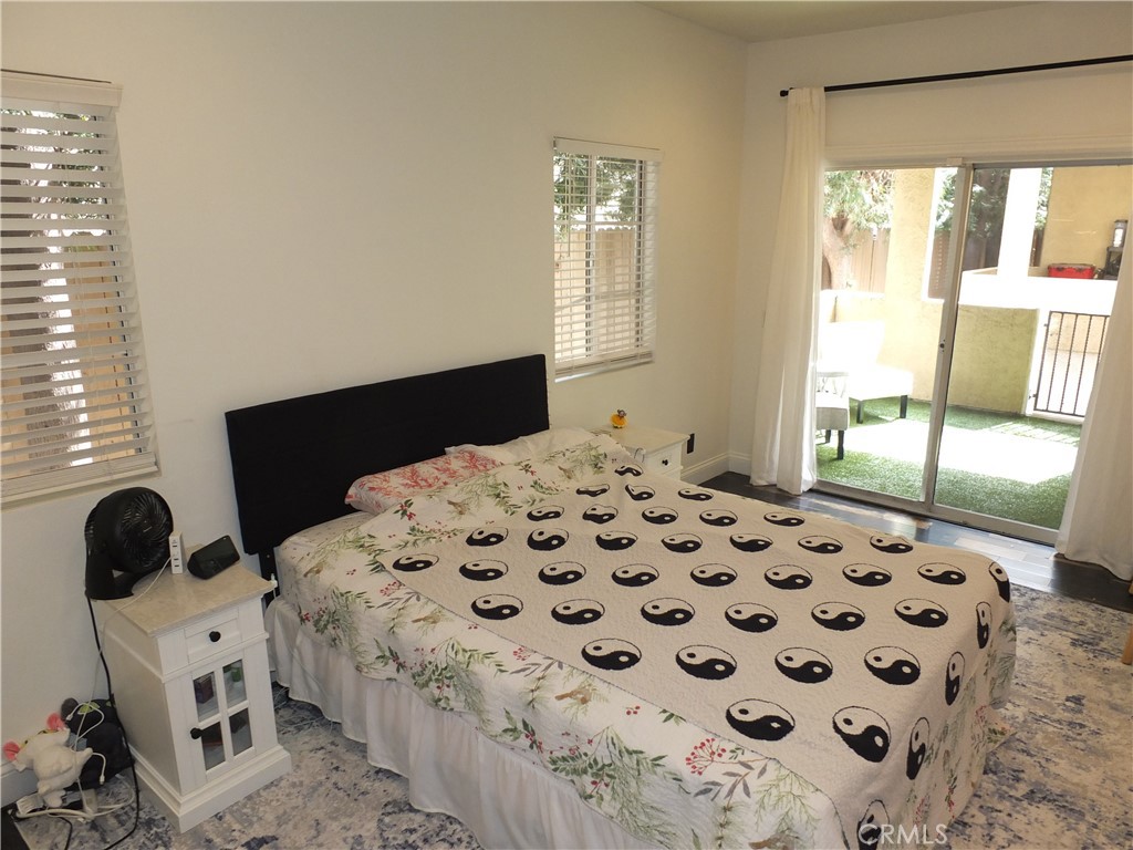 16912 Sims 103 Property Photo 25