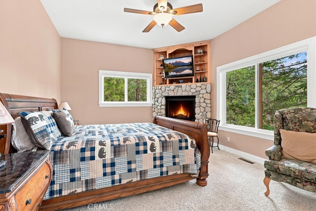 649 Sutter Property Photo 14
