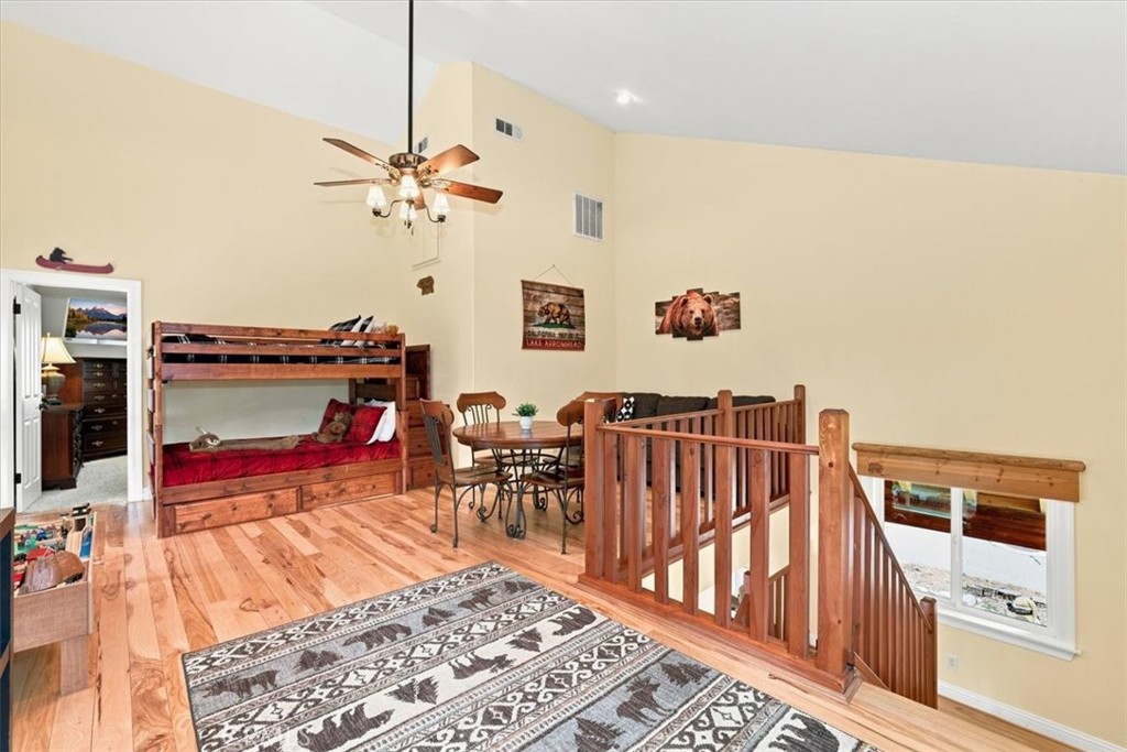 649 Sutter Property Photo 17
