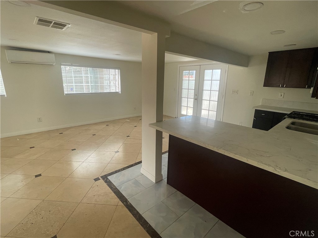12262 Orangewood Property Photo 2