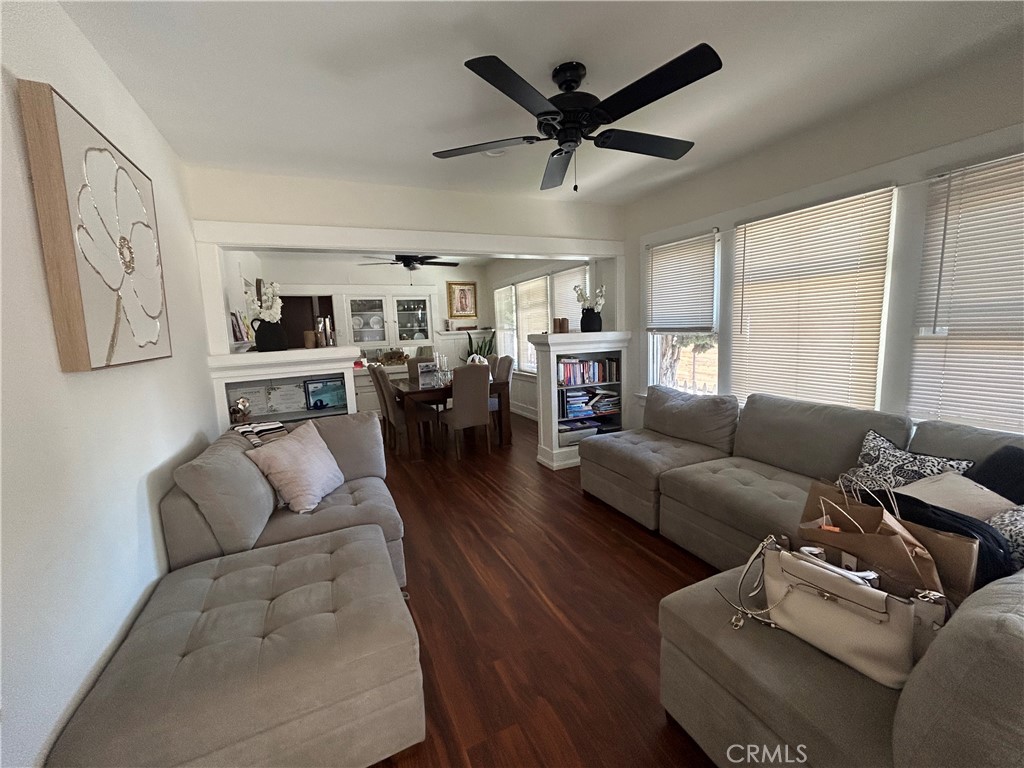 622 W 2nd Street Property Photo 1