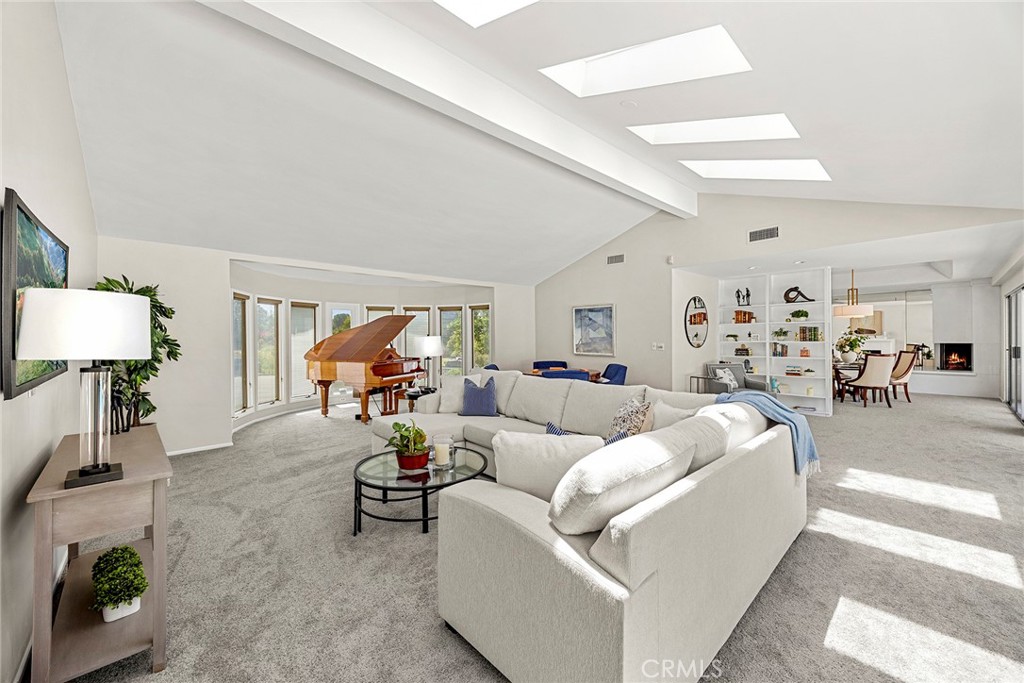 201 Barcelona Property Photo 24
