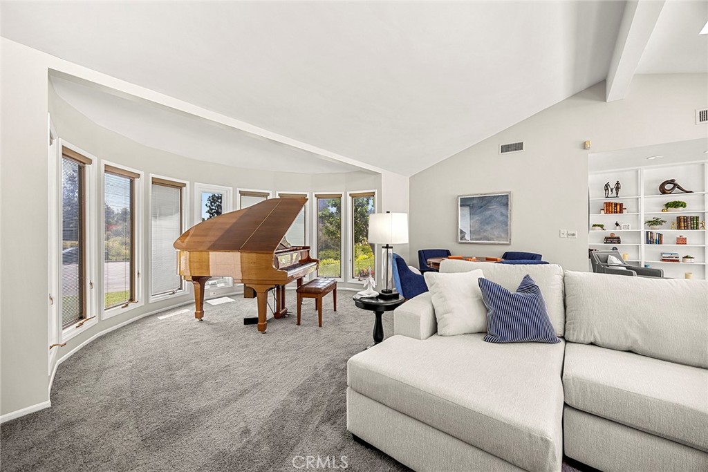 201 Barcelona Property Photo 25